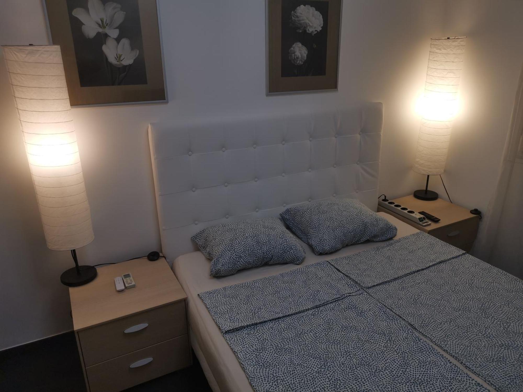 Appartement The - 3 Rooms, 3air Cond, 3tv, 3fans, 2 Wc, Wifi Everywhere 5min Aeroport, Train, Beach, 1min Tram, 15 Min Centre, Port, Parking Possible *